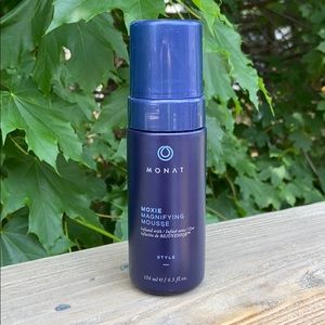 MONAT moxie magnifying mousse